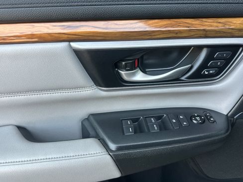 Used 2017 Honda CR-V EX-L image 12