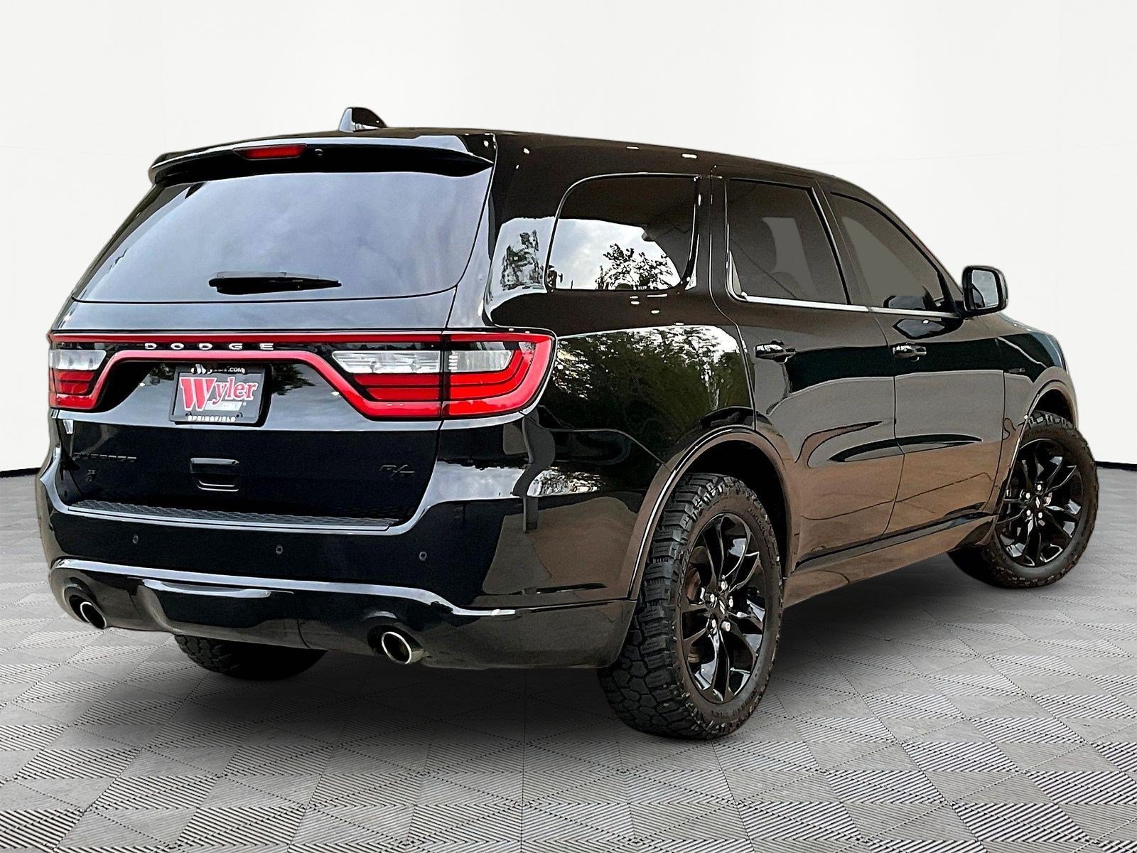Used 2020 Dodge Durango R/T w/ Blacktop Package AWD/4WD image 6