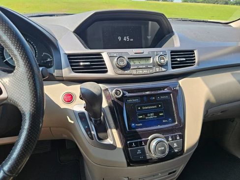 Used 2017 Honda Odyssey EX-L image 16