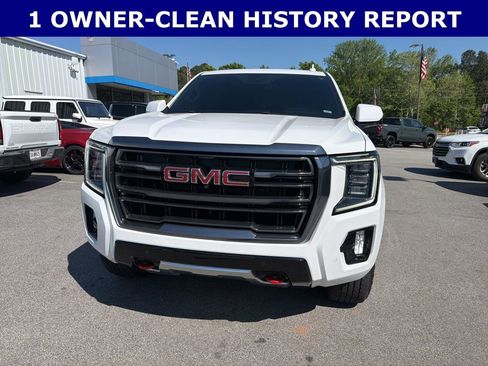 Used 2023 GMC Yukon AT4 w/ Technology Package image 2