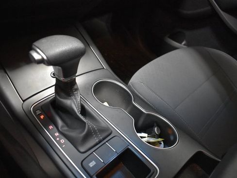 Used 2019 Kia Sorento L image 15