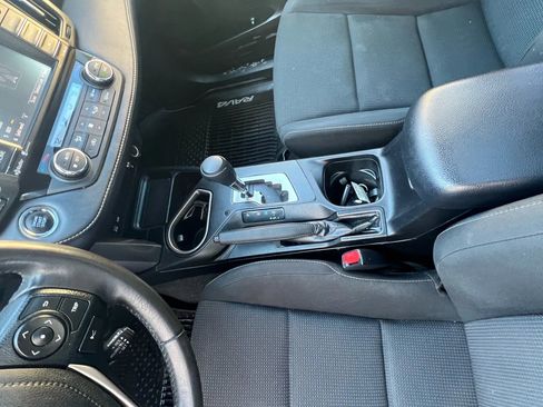 Used 2018 Toyota RAV4 XLE w/ Plus Extra Value Package AWD/4WD image 25