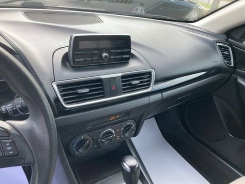 Used 2014 MAZDA MAZDA3 i Sport FWD image 20