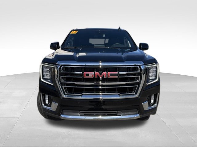 Certified 2023 GMC Yukon SLT w/ SLT Luxury Package AWD/4WD image 8