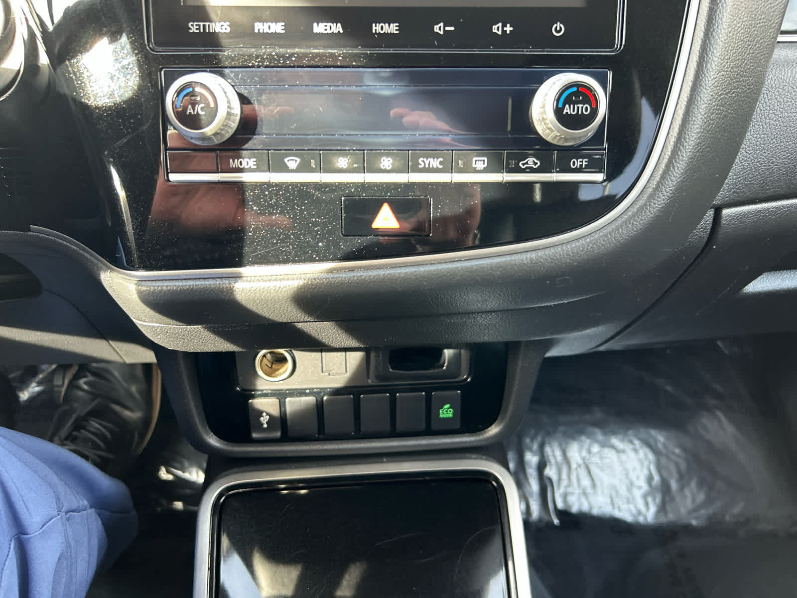 Used 2020 Mitsubishi Outlander SE FWD image 18