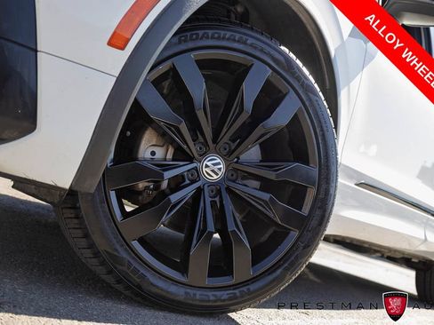 Used 2021 Volkswagen Tiguan SE R-Line w/ 3rd Row Seat Package AWD/4WD image 12