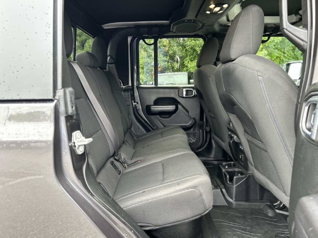 Used 2021 Jeep Gladiator Sport AWD/4WD image 14