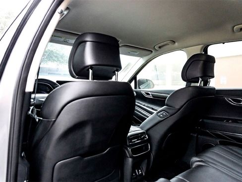 Used 2024 Genesis GV80 2.5T image 28