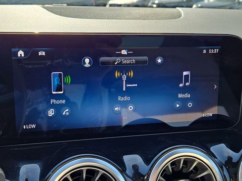 Used 2025 Mercedes-Benz GLA 250 image 19