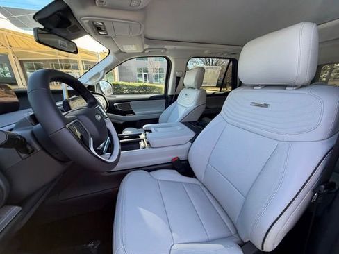 New 2025 Ford Expedition Platinum w/ Platinum Ultimate Package image 16