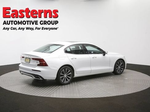 Used 2022 Volvo S60 B5 Inscription FWD image 42