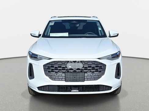 New 2025 Audi Q5 Premium Plus image 2