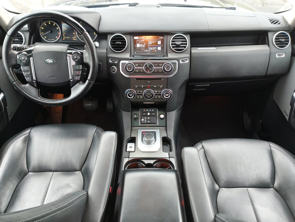 Used 2016 Land Rover LR4 HSE LUX AWD/4WD image 19