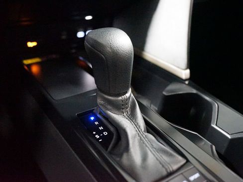 Certified 2025 Toyota Camry LE image 21