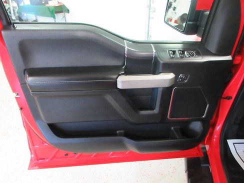 Used 2018 Ford F150 Lariat AWD/4WD image 32