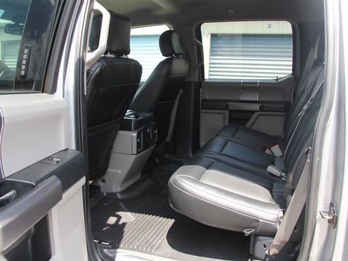 Used 2020 Ford F150 XLT w/ Equipment Group 302A Luxury AWD/4WD image 23