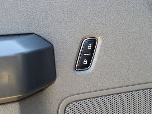 Used 2017 Ford F150 XLT w/ Equipment Group 301A Mid image 23