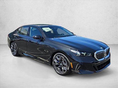 New 2026 BMW 530i w/ M Sport Package RWD image 7