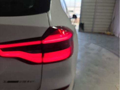 Used 2021 BMW X3 xDrive30e w/ Convenience Package image 9