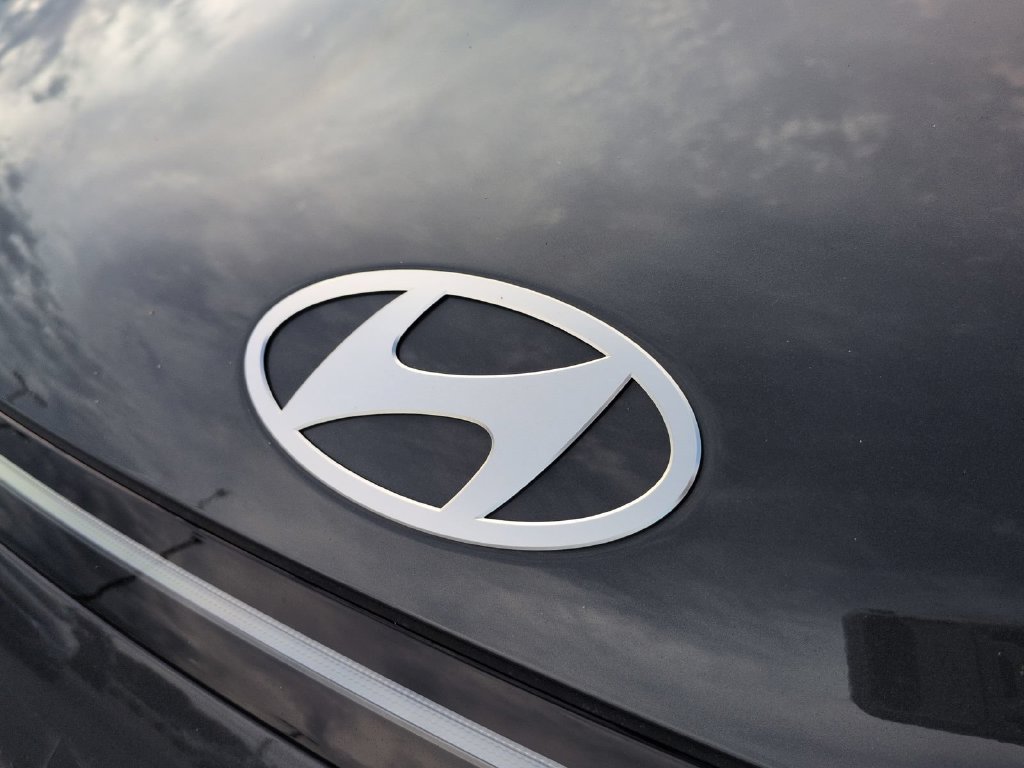 New 2027 Hyundai Kona SEL Sport FWD image 15