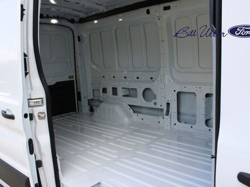 New 2025 Ford Transit 250 148 Medium Roof image 7