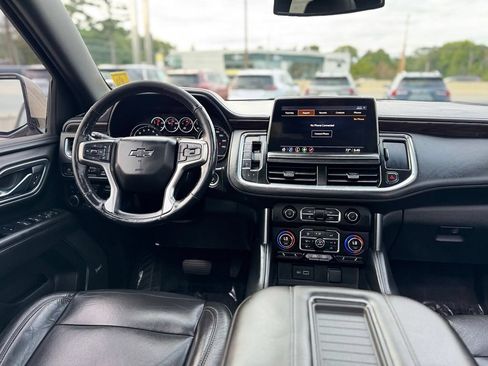 Used 2021 Chevrolet Tahoe Z71 w/ Z71 Signature Package AWD/4WD image 13