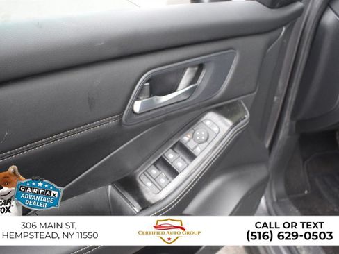 Used 2026 Nissan Rogue SL FWD image 12
