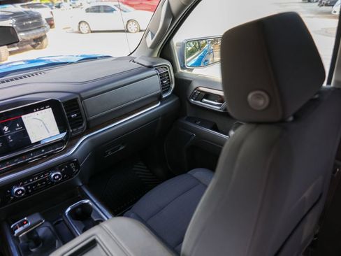 Used 2022 GMC Sierra 1500 Elevation RWD image 28