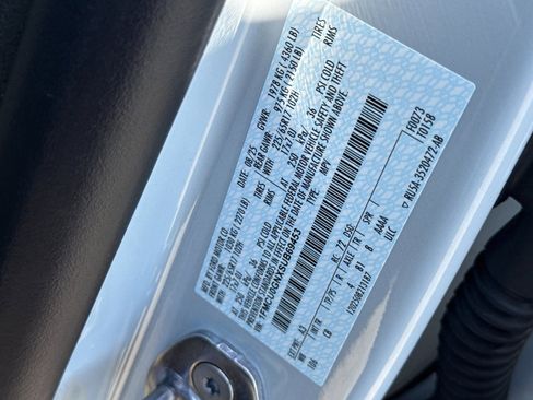 New 2025 Ford Escape Active w/ Active Premium Tech Pack image 34