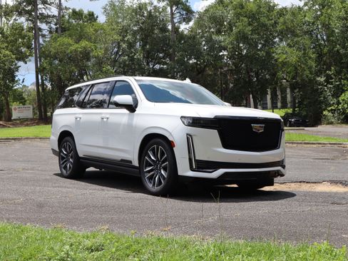 Used 2021 Cadillac Escalade Sport w/ Driver Assist Tech Package AWD/4WD image 10