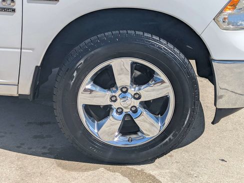 Used 2019 RAM 1500 Big Horn AWD/4WD image 11