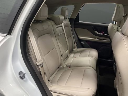 Used 2022 Lincoln Corsair AWD w/ Premium Package image 34