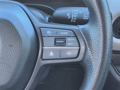 Certified 2024 Honda HR-V LX image 32