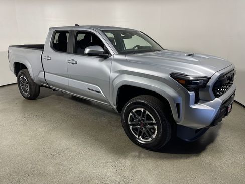 New 2025 Toyota Tacoma TRD Sport image 1