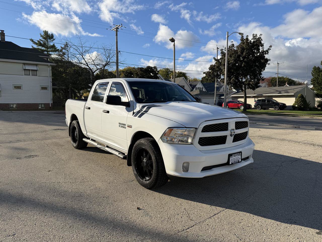 Used 2016 RAM 1500 Express w/ Popular Equipment Group AWD/4WD image 1