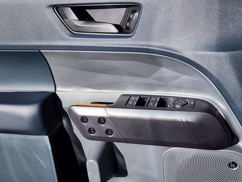 New 2026 Ford Maverick Tremor image 9