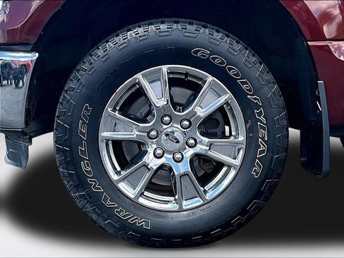 Used 2016 Ford F150 XLT w/ Equipment Group 301A Mid AWD/4WD image 10
