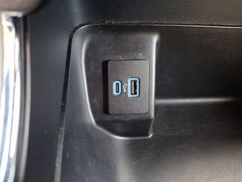 Used 2024 Ford F150 XLT w/ Mobile Office Package image 23