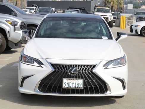 Certified 2024 Lexus ES 350 w/ Premium Package image 2