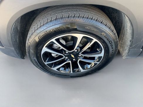 Used 2024 Chevrolet TrailBlazer LT FWD image 29