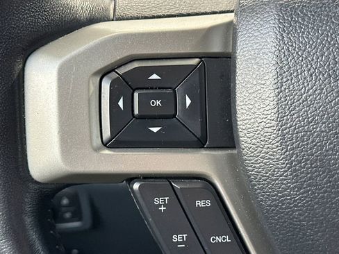 Used 2022 Ford F250 Lariat w/ Lariat Ultimate Package image 27