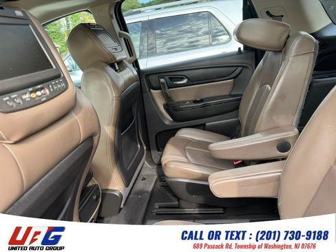 Used 2014 GMC Acadia SLT image 14