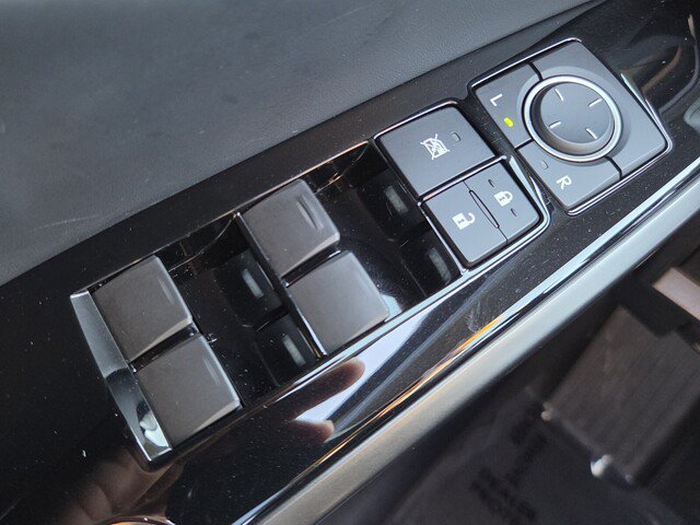 Used 2025 Lexus IS 350 F Sport w/ Accessory Package RWD image 34