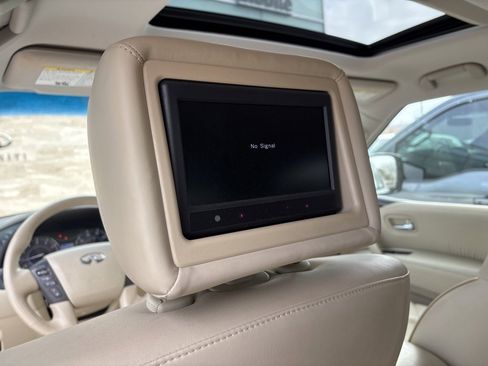 Used 2014 INFINITI QX80 2WD w/ Theater Package image 15