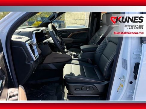 New 2026 GMC Canyon Denali AWD/4WD image 13