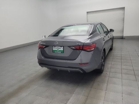 Used 2024 Nissan Sentra SV FWD image 9