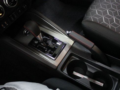 New 2026 Mitsubishi Outlander Sport LE image 14