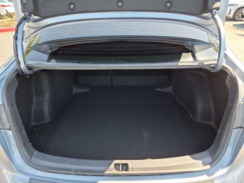 Used 2021 Toyota Corolla LE w/ Carpet Mat Package (TMS) FWD image 30