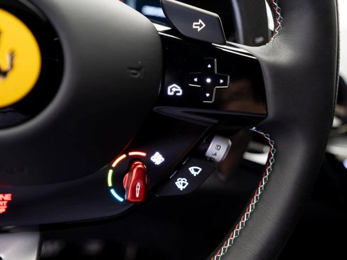 Certified 2025 Ferrari Purosangue image 22