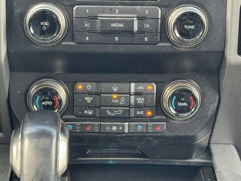Used 2019 Ford F150 Raptor w/ Equipment Group 802A Luxury AWD/4WD image 18